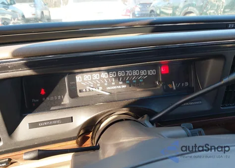 1999 Buick Lesabre Custom z USA, uszkodzony, nr VIN 1G4HP52K4XH442944